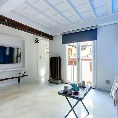 Mamo - Victor Apartament